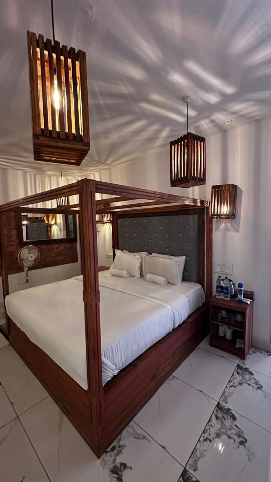 Nidra By Sarwaa Bed & Breakfast Varkala Bagian luar foto