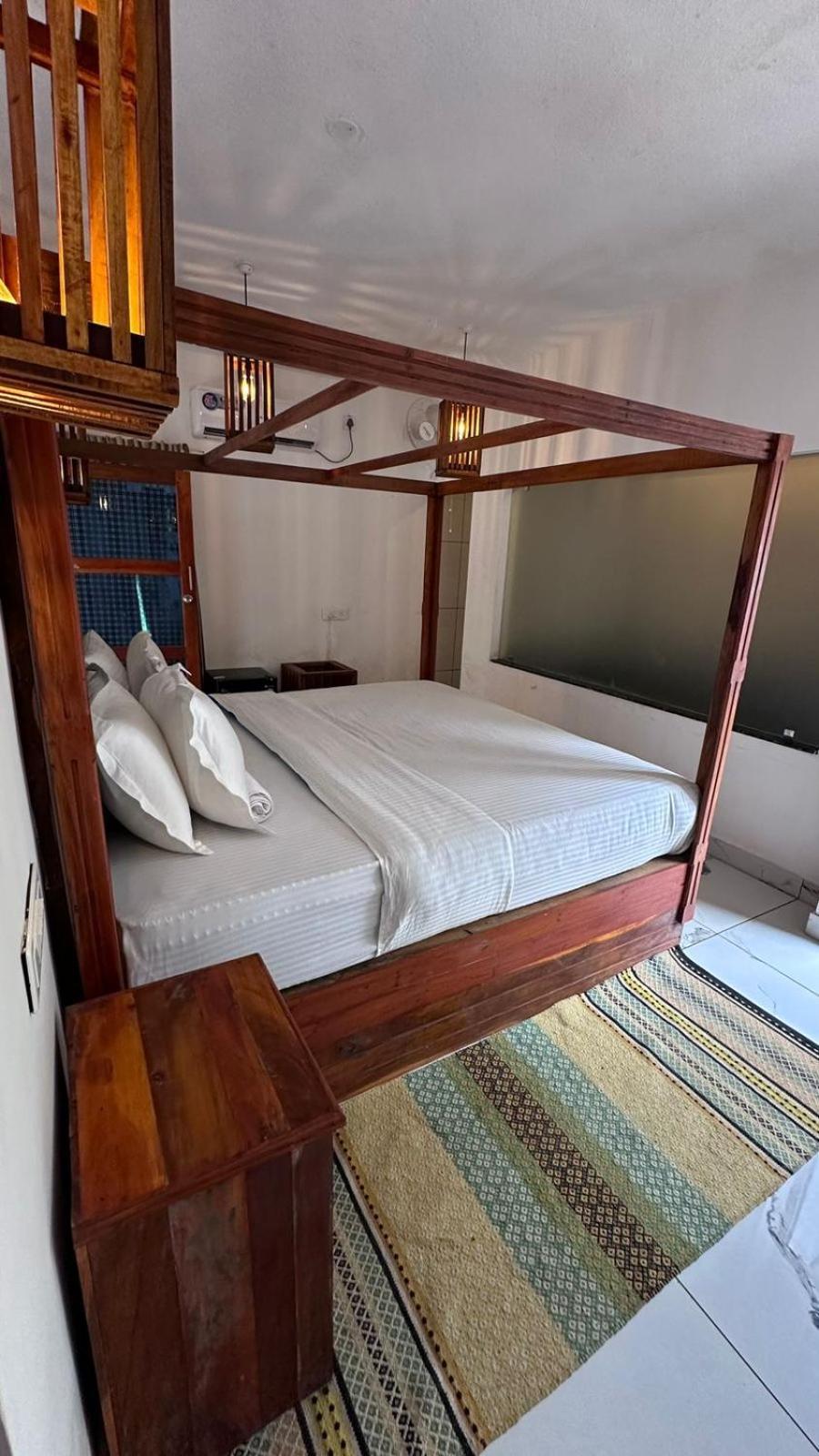 Nidra By Sarwaa Bed & Breakfast Varkala Bagian luar foto