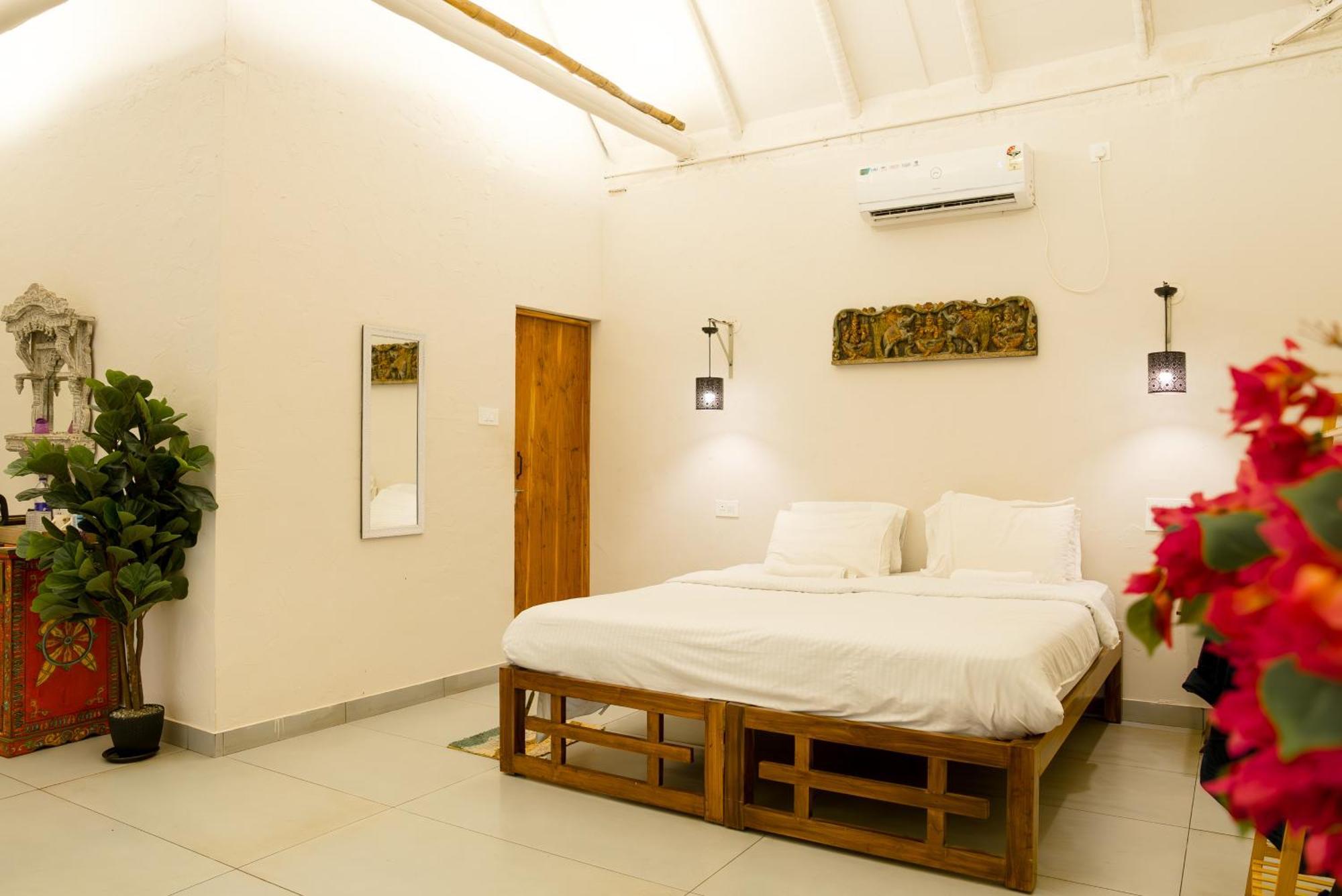 Nidra By Sarwaa Bed & Breakfast Varkala Bagian luar foto